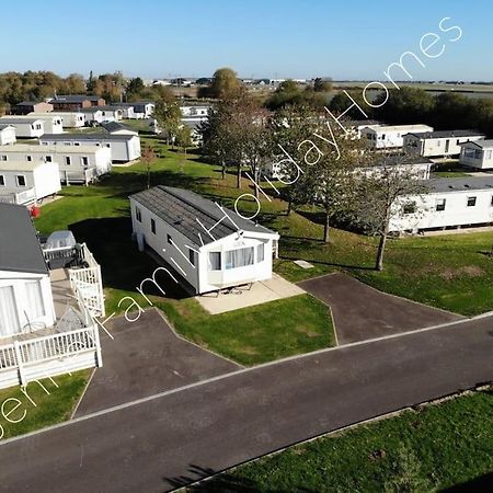 Jenner Family Holiday Homes At Tattershall Lakes Dogdyke Экстерьер фото