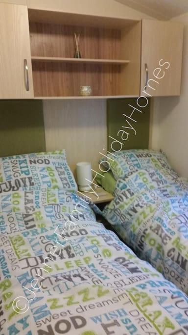 Jenner Family Holiday Homes At Tattershall Lakes Dogdyke Экстерьер фото