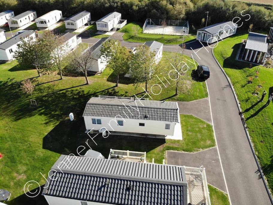 Jenner Family Holiday Homes At Tattershall Lakes Dogdyke Экстерьер фото